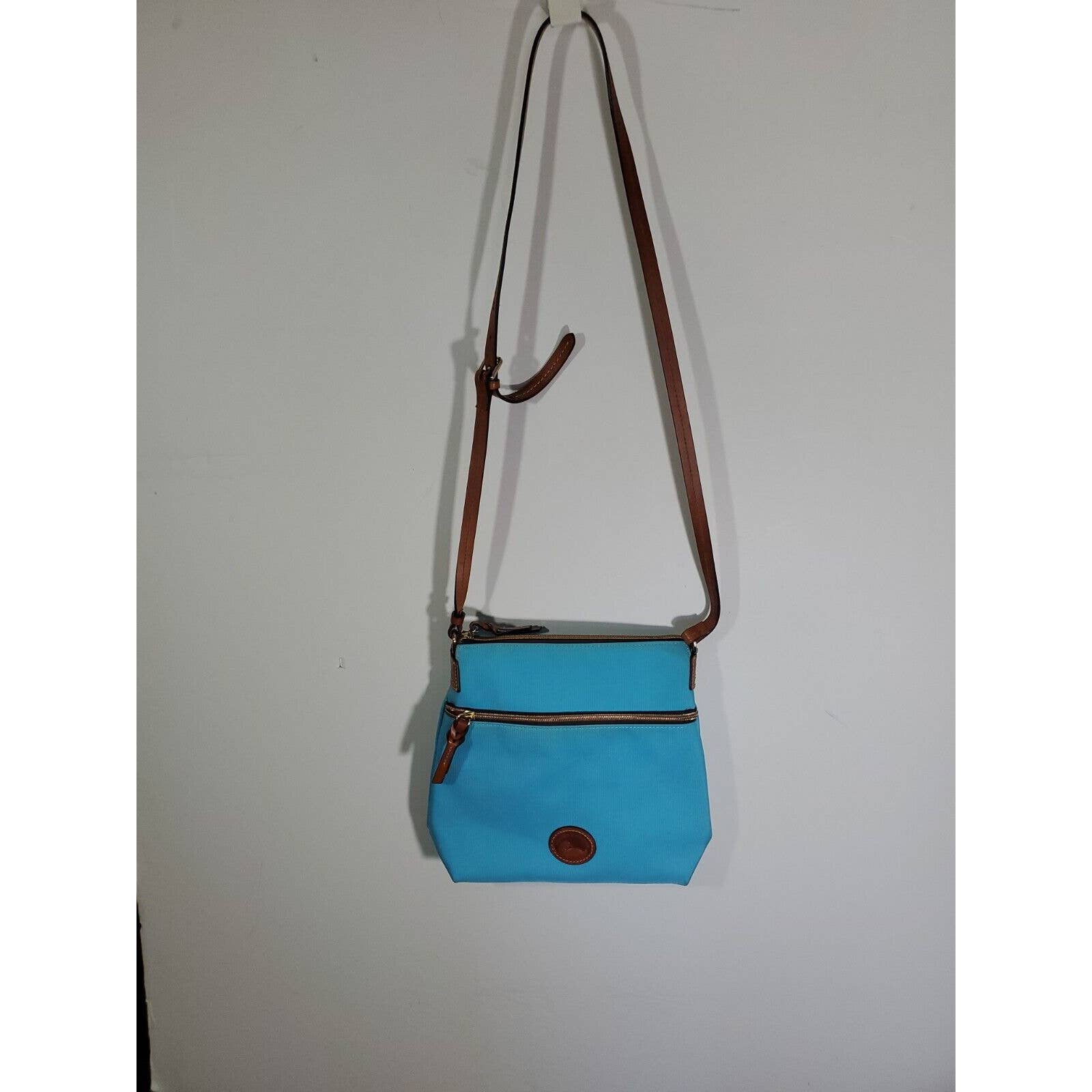 Dooney & Bourke Nylon Crossbody Bag Purse Blue Tan Leather Strap Zip Closure